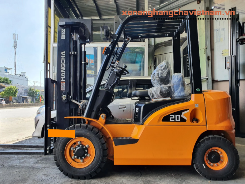 xe nâng dầu 2 tấn Hangcha