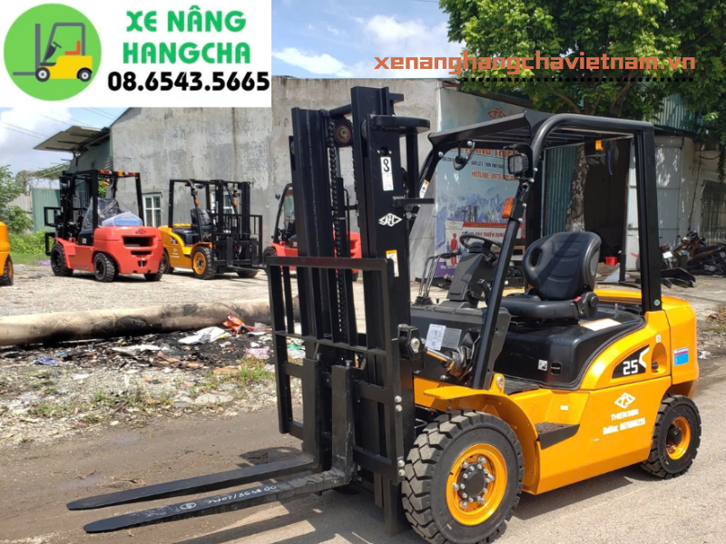 xe nâng dầu 2.5 tấn dòng x cao cấp