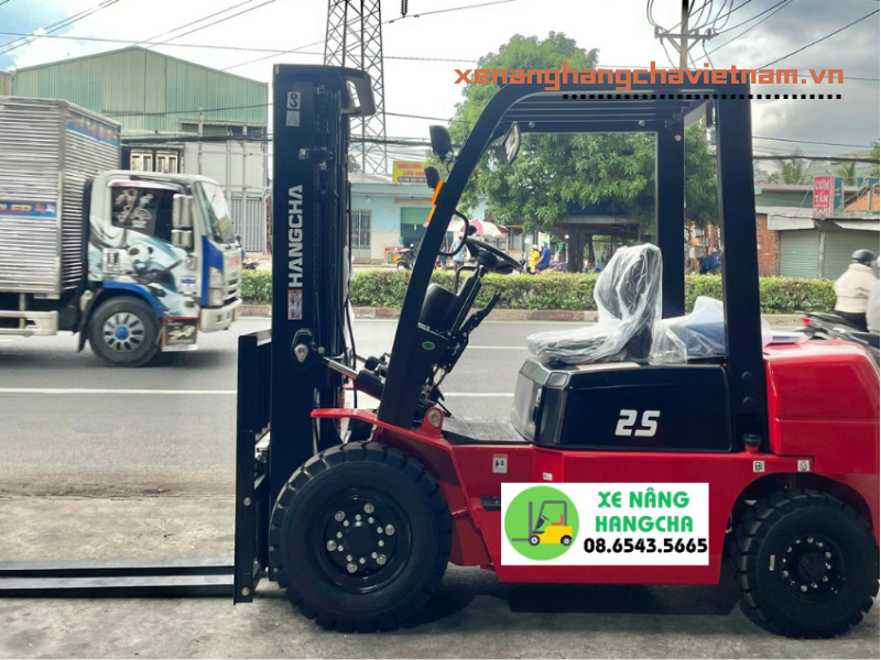 xe nâng dầu 2.5 tấn dòng a cơ bản