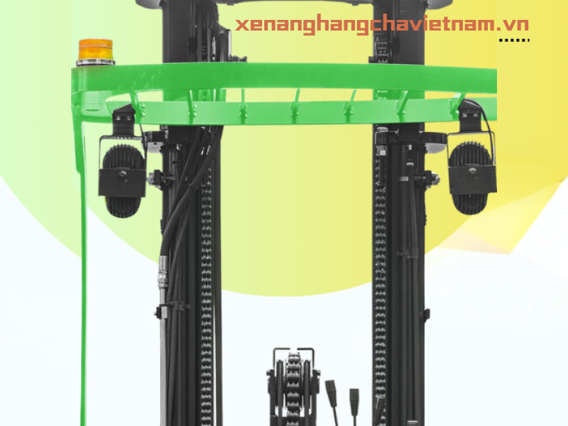 Xe nâng Reach Truck 2.5 tấn CQD25 đứng lái