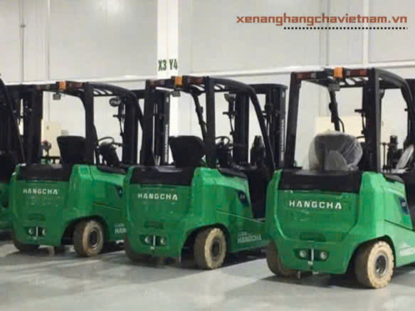 xe nâng điện 1.5 tấn